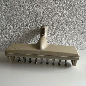 𝅺vintage  ELECTROLUX  Shag Carpet  Vacuum Head Attachment